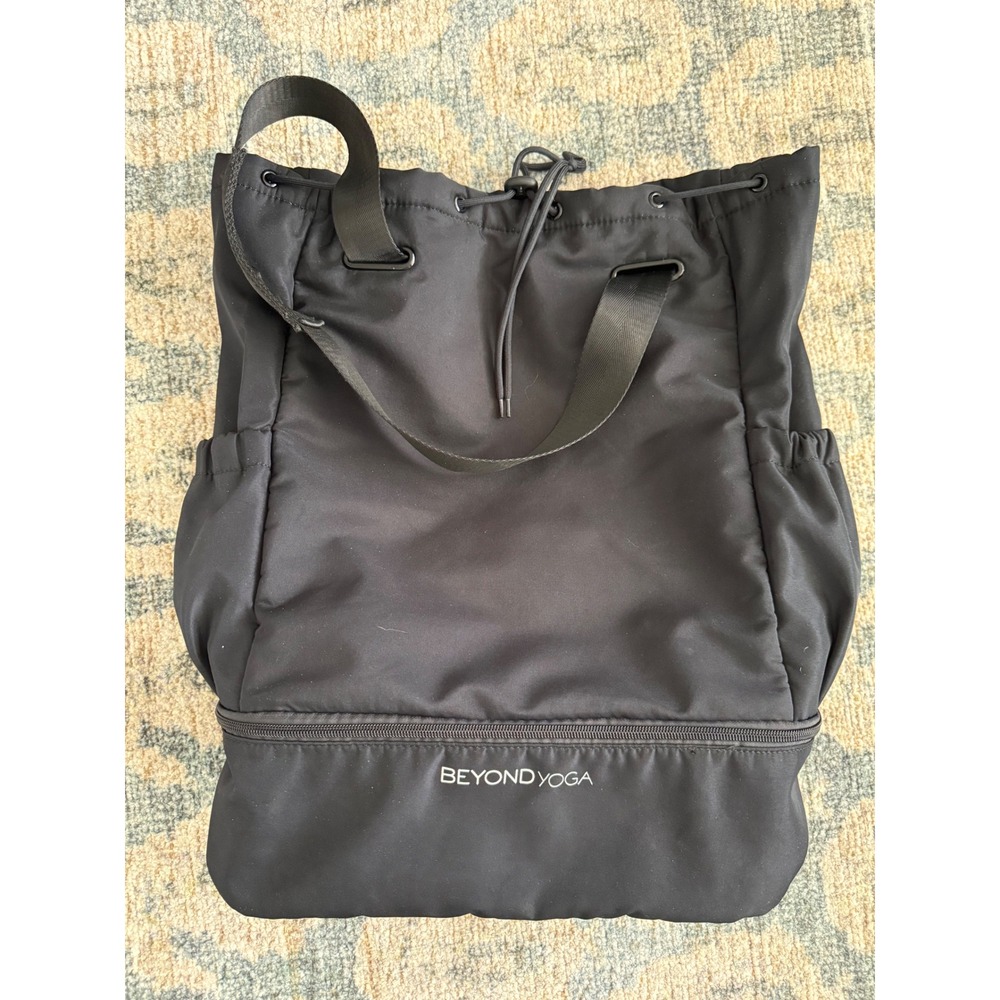 Beyond Yoga Gym‎ Backpack Pristine Condition